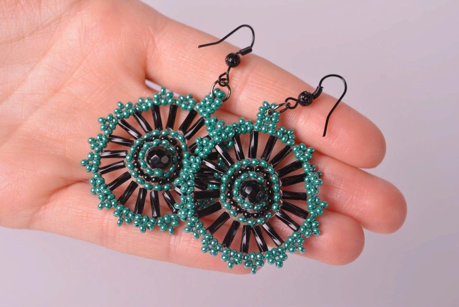 Сережки из бисера