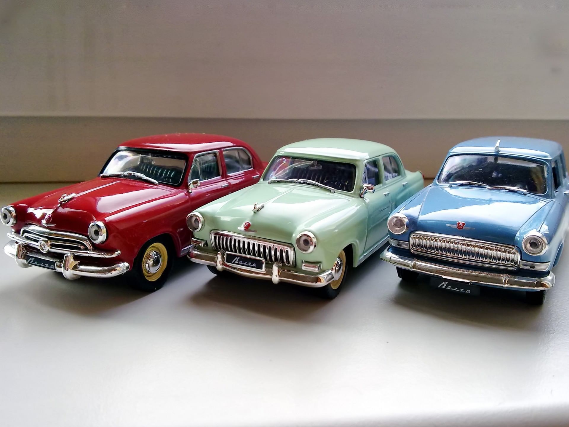 Мир моделей машин. Коллекционные автомобили. Коллекция машинок. Модельки машин. Советские модельки машин.