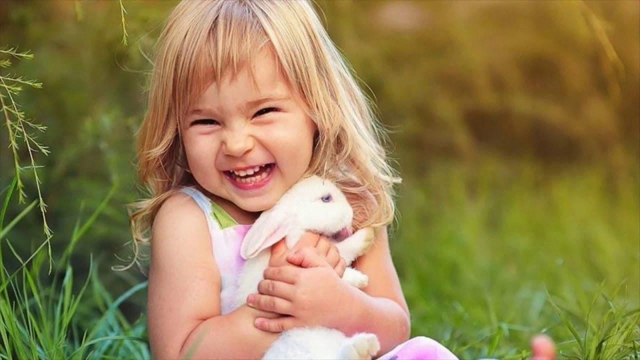 Наши дети надпись. Зачем им наши дети. Зачем им наши дети. Зачем ты в меня плюнул. Дети наше отражение и продолжение.