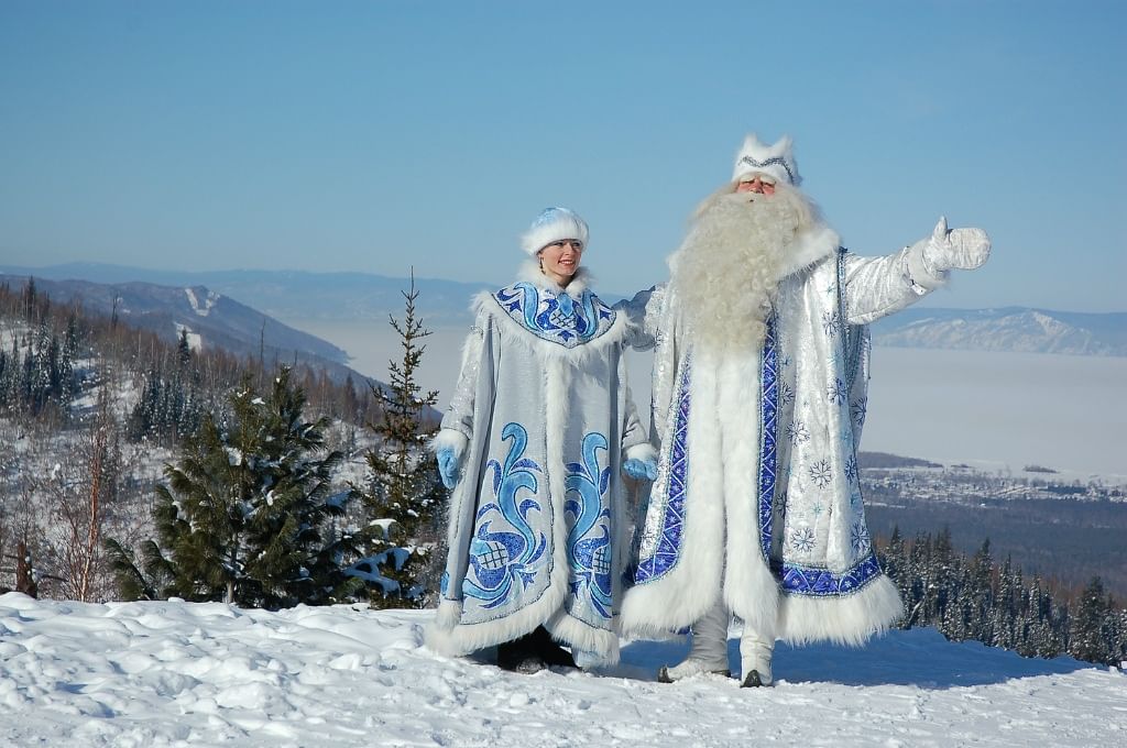 Как выглядит настоящий дед мороз и снегурочка