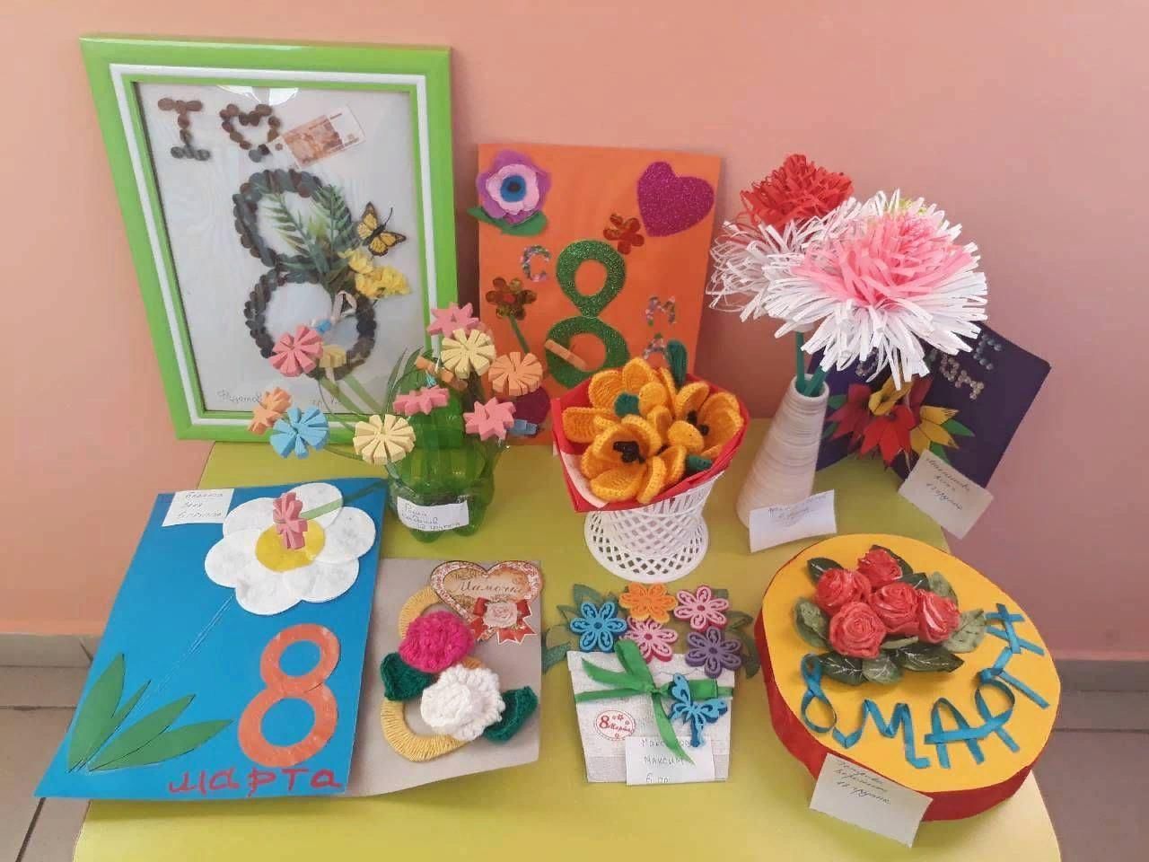 выставка работ в детском саду к 8 марта. творческая выставка к 8 марта. выставка к 8 марта в доу. выставка на восьмое марта в детском саду. выставки в марте в детском саду.