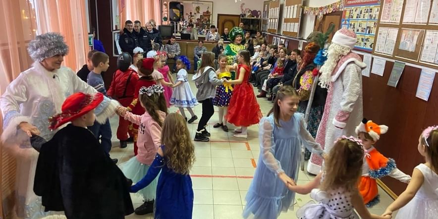 Кикимора, Леший, береза: как проходила «Троица» в детском саду Владивостока
