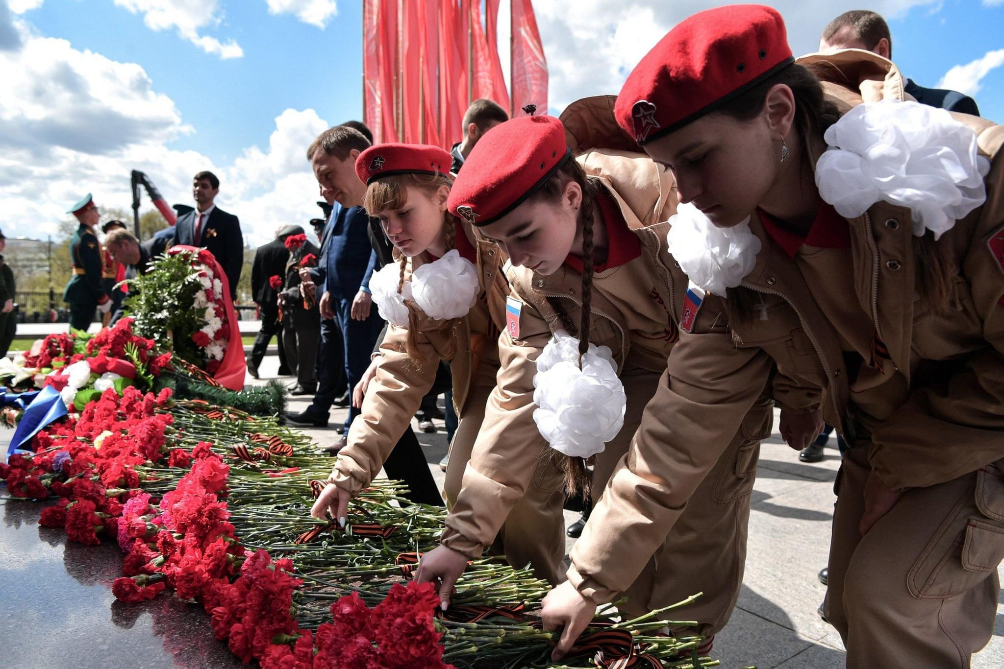 Венок на день победы картинки