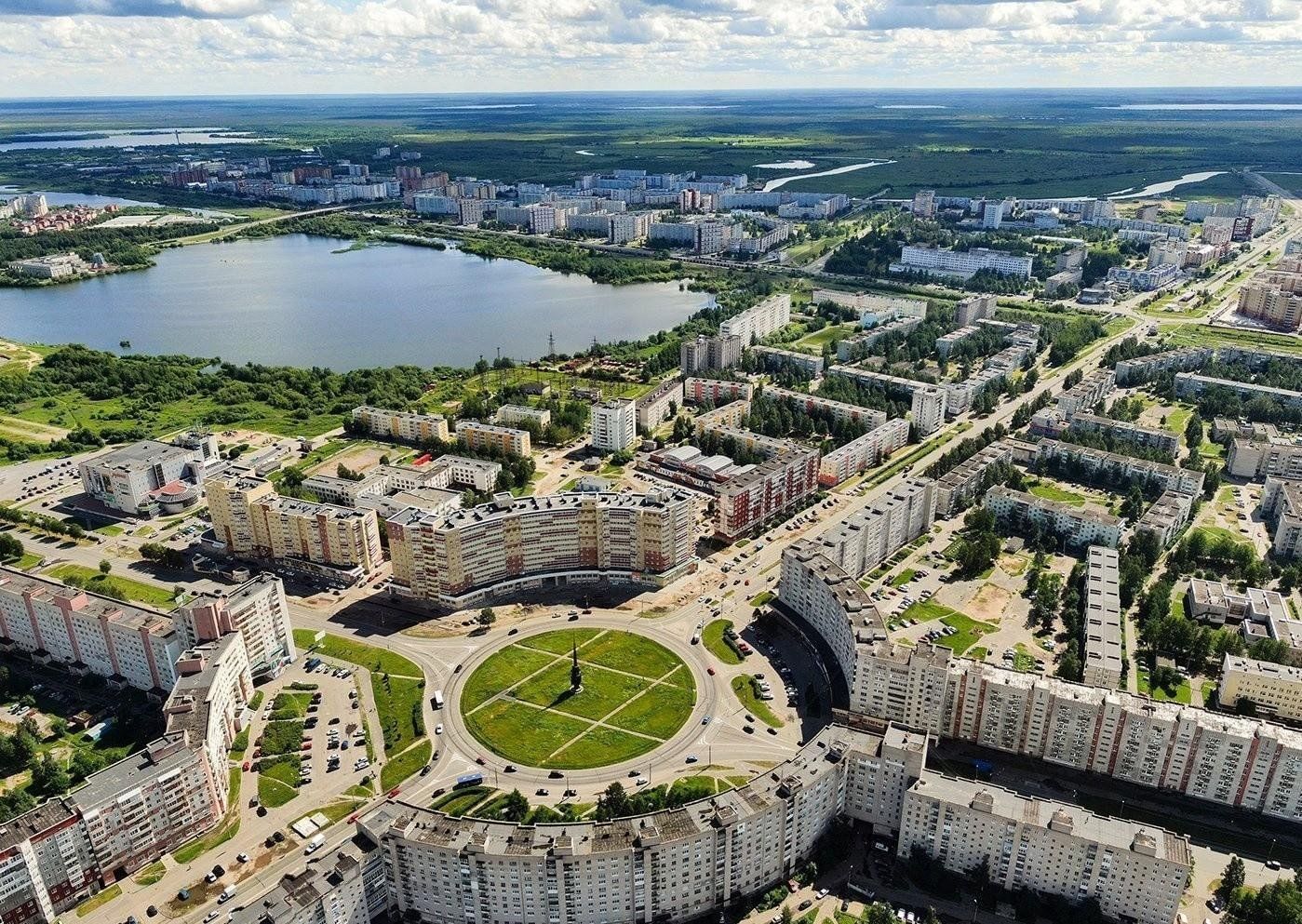 The young Severodvinsk. Sea Avenue, control room, where buses were marked. 2022 