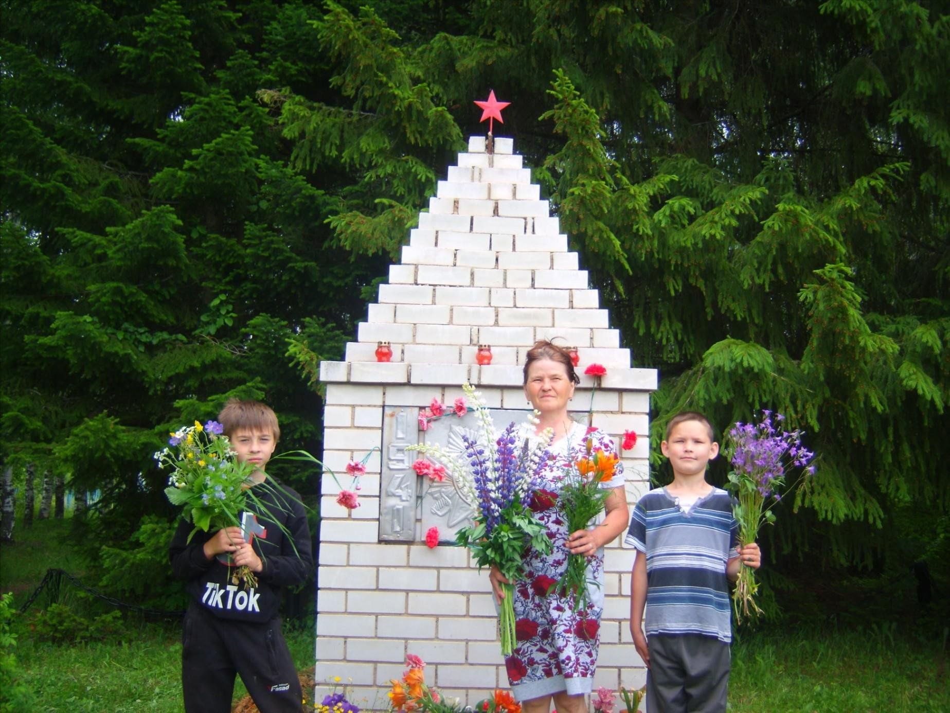 Свеча памяти в день скорби