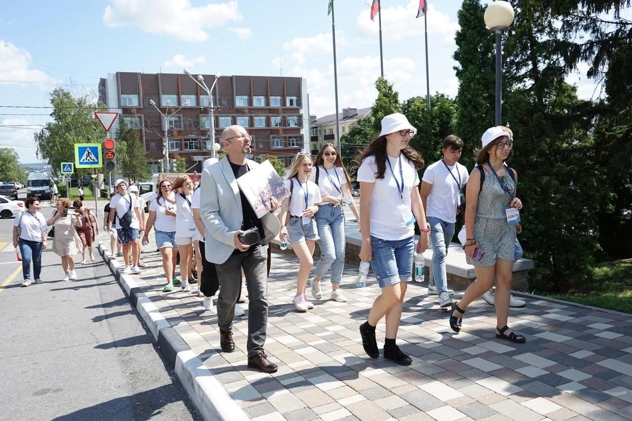 Митинг. Митинг в поддержку СССР.