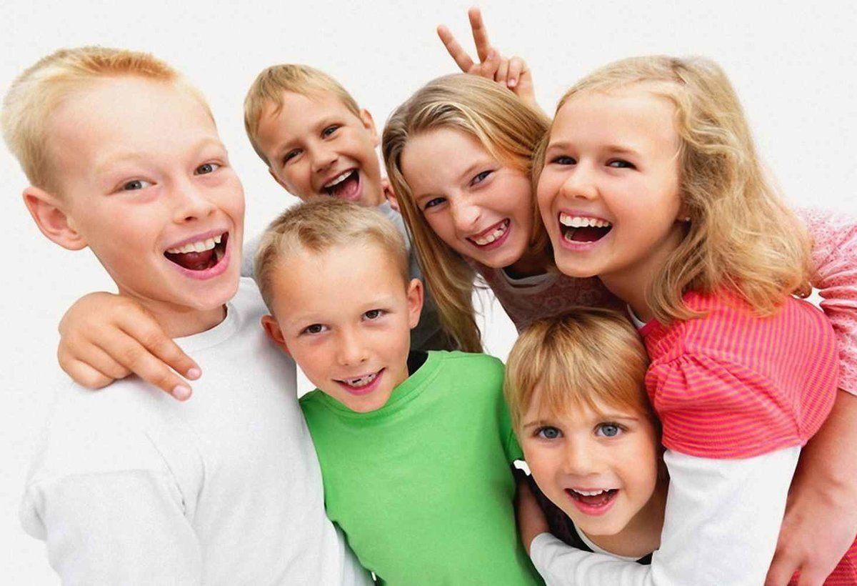 Дети смеются картинка для детей
