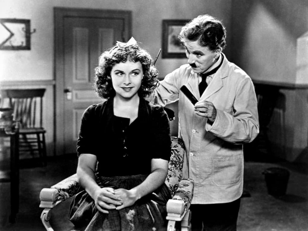 Кадр из художественного фильма Чарли Чаплина «Великий диктатор» (1940) 