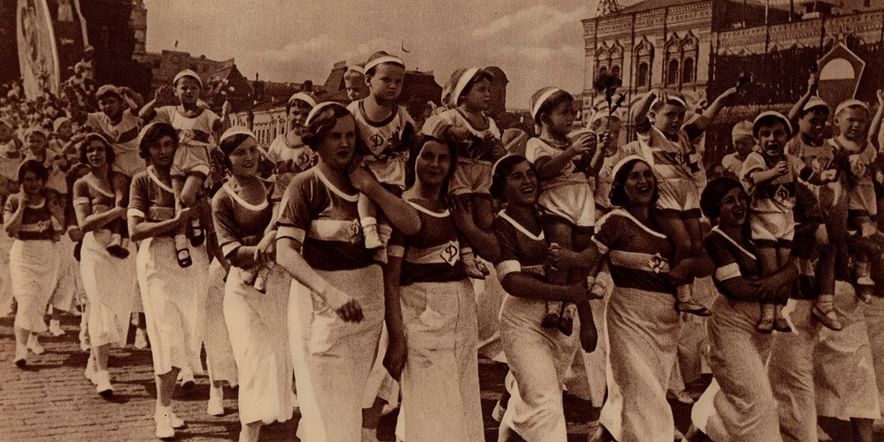 Основное изображение для события От «жен-общественниц» к «женам врагов народа»: преображения советской женщины в искусстве