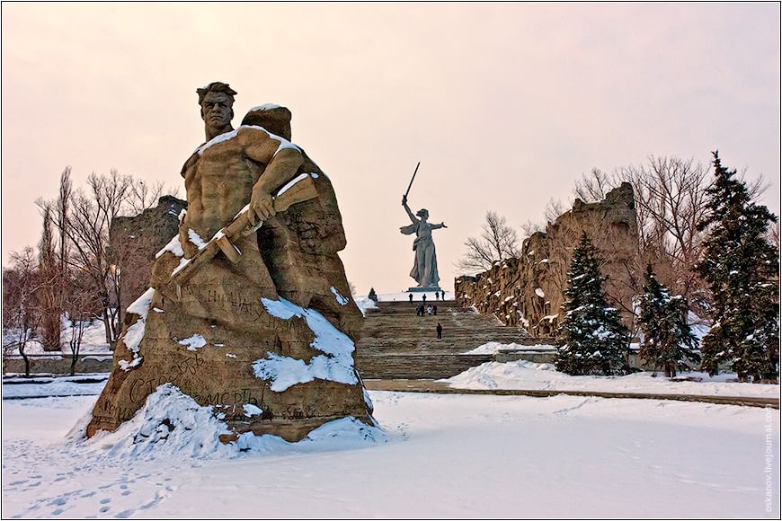 Мамаев курган зимой фото