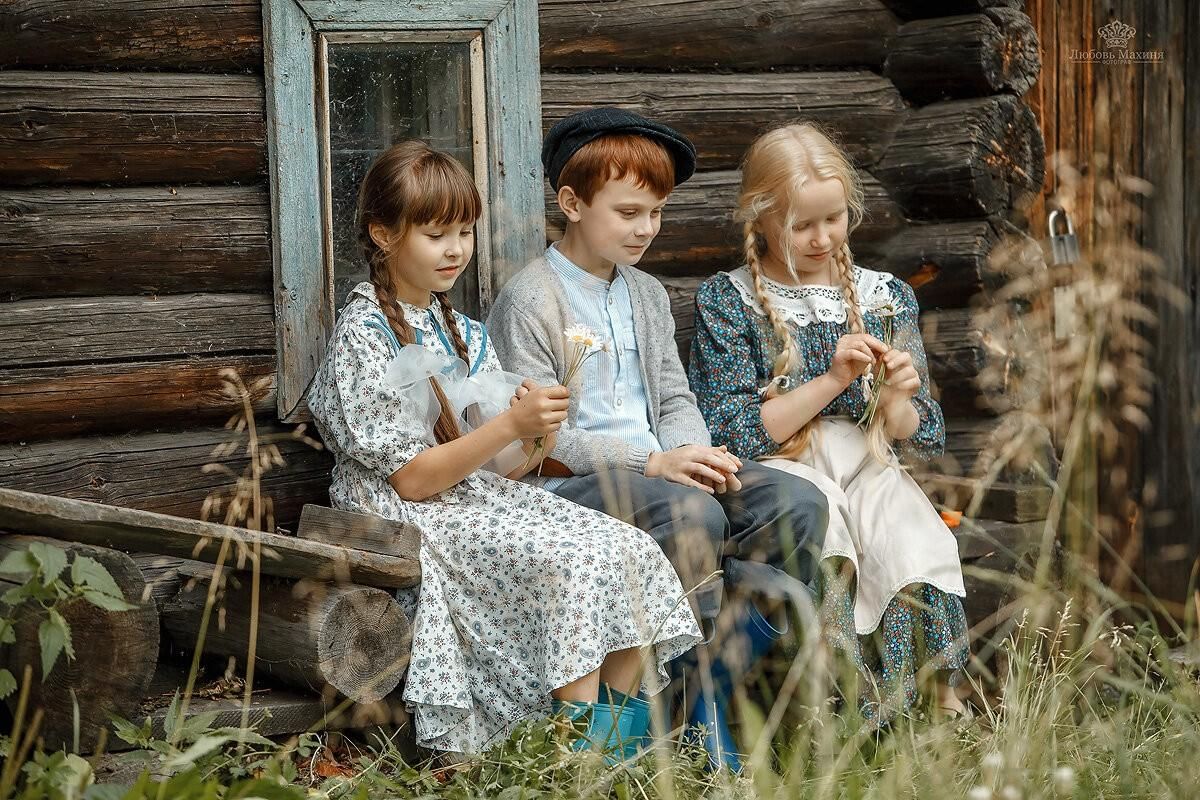 Живем в деревне летом. Лето в деревне дети. Лето у бабушки в деревне. Малыши. В деревне. Детство в деревне.