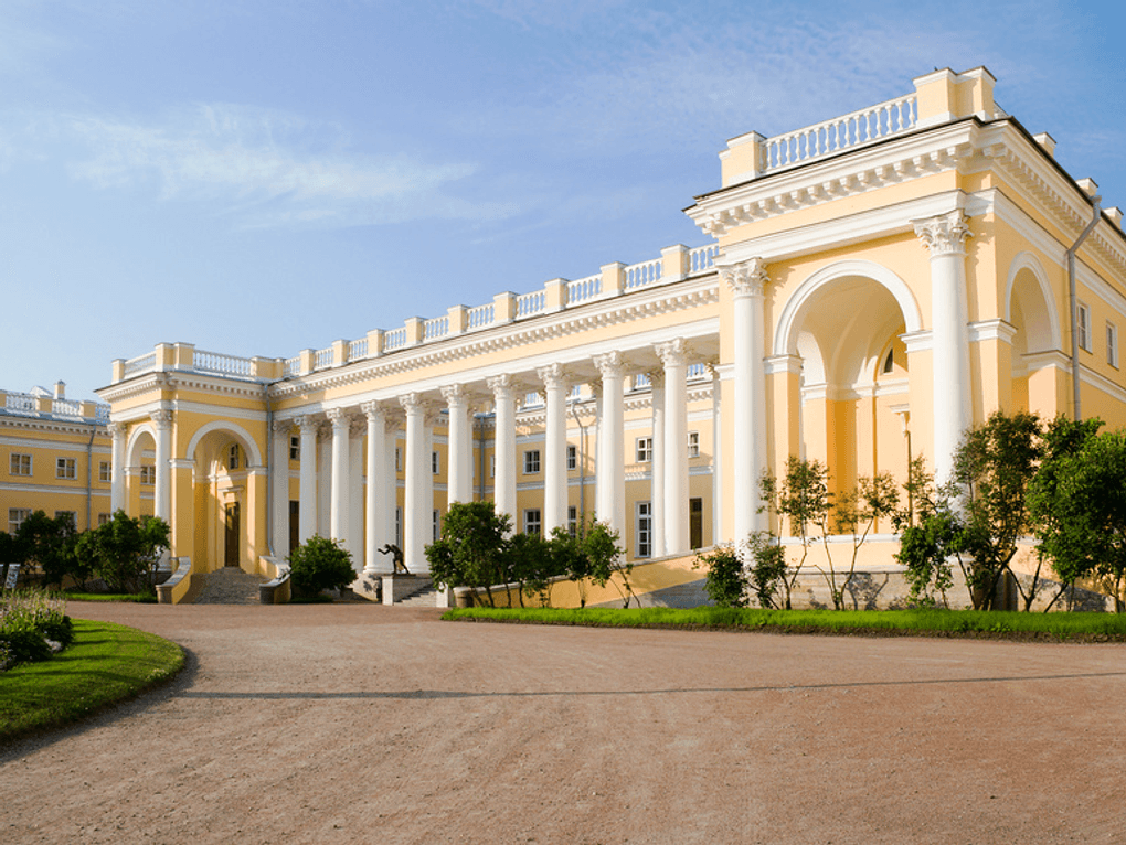 Александровский дворец. Пушкин, Санкт-Петербург. Фотография: Александр Щепин / фотобанк «Лори»