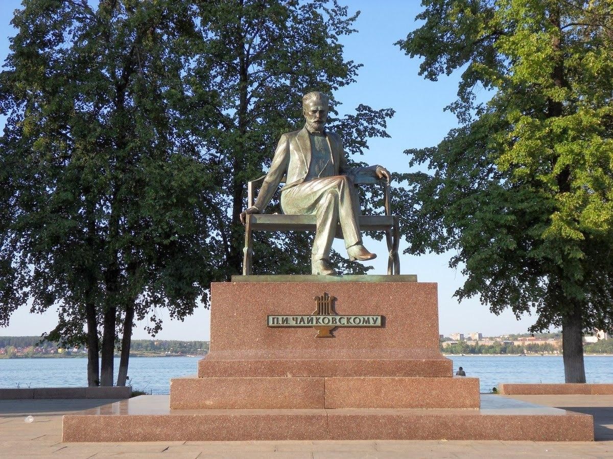 Парк чайковского