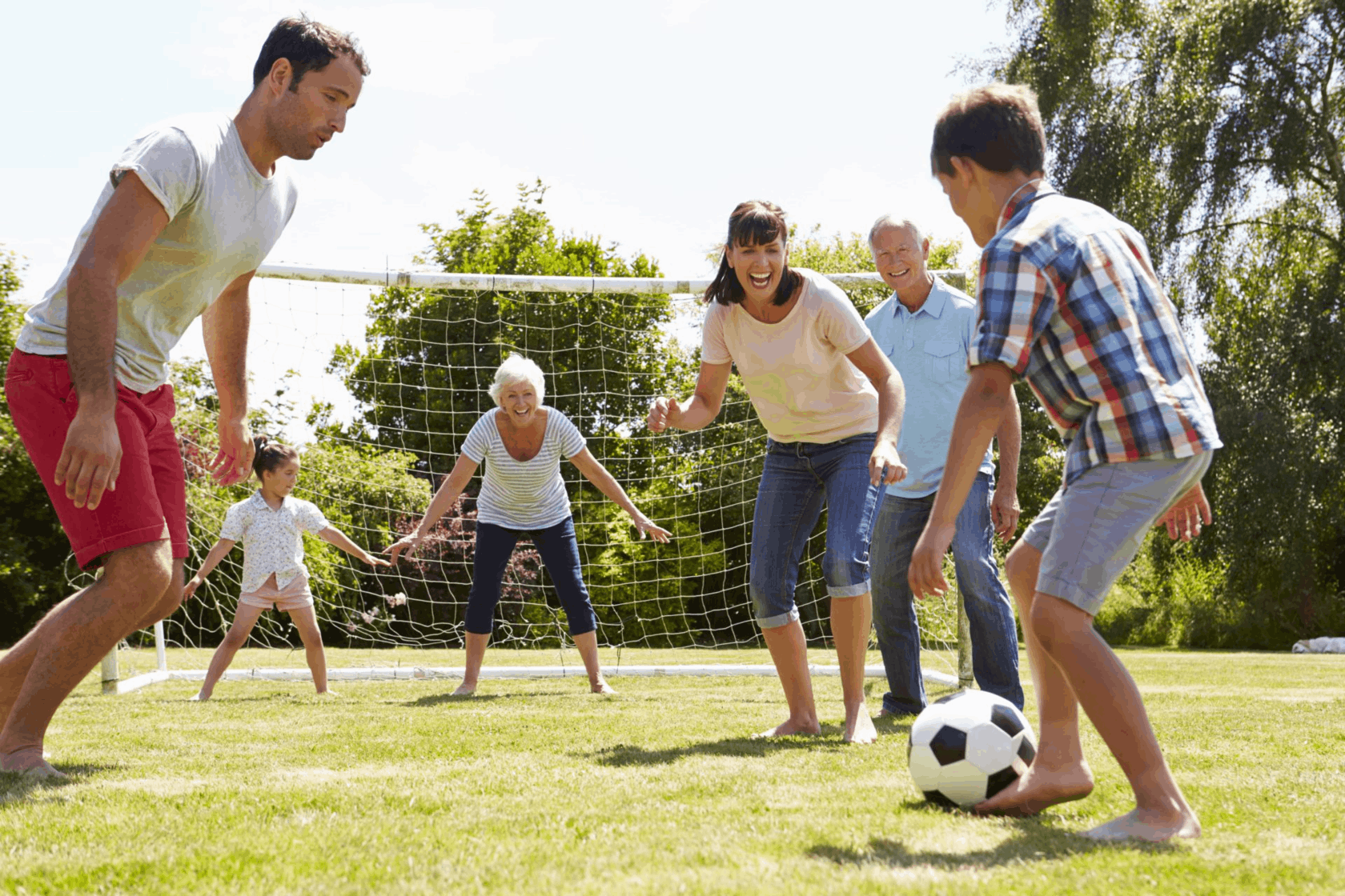 You are playing football. Спортивные игры для детей. Спортивная семья. Спортивные и подвижные игры. Спорт дети.