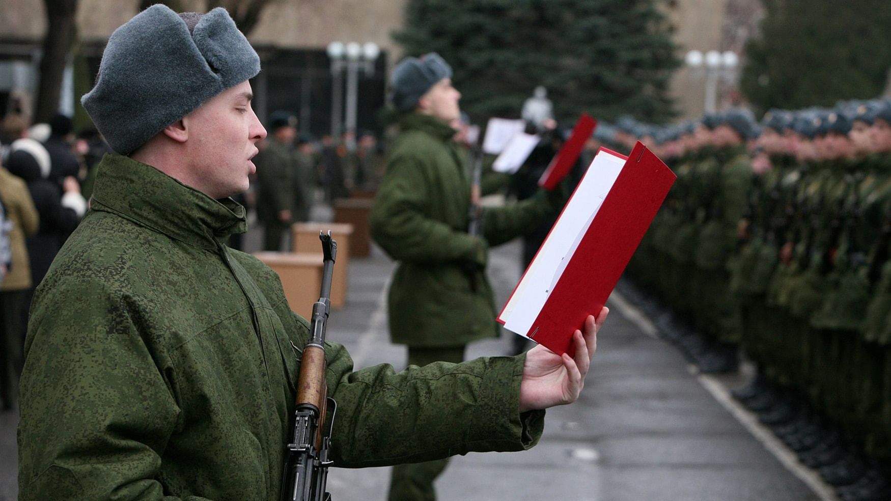 Военнослужащих призывают