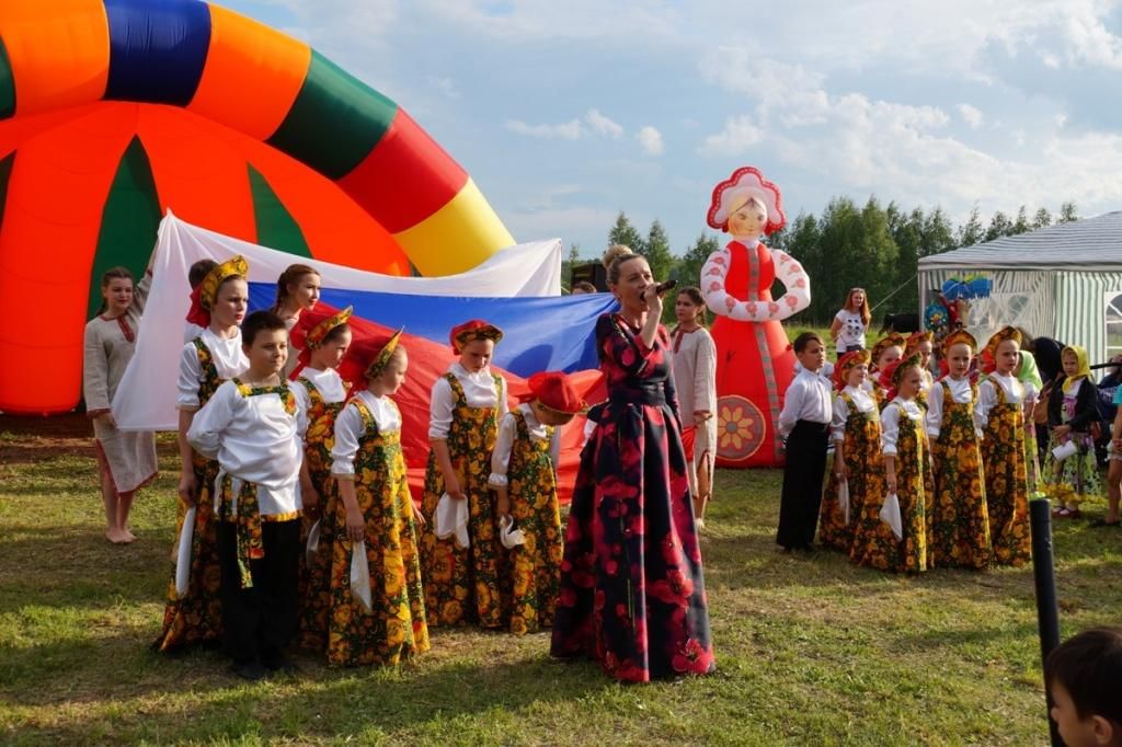 Деревня праздники. Праздник в селе. Праздник день села. Сельский праздник. Мероприятия ко Дню села.