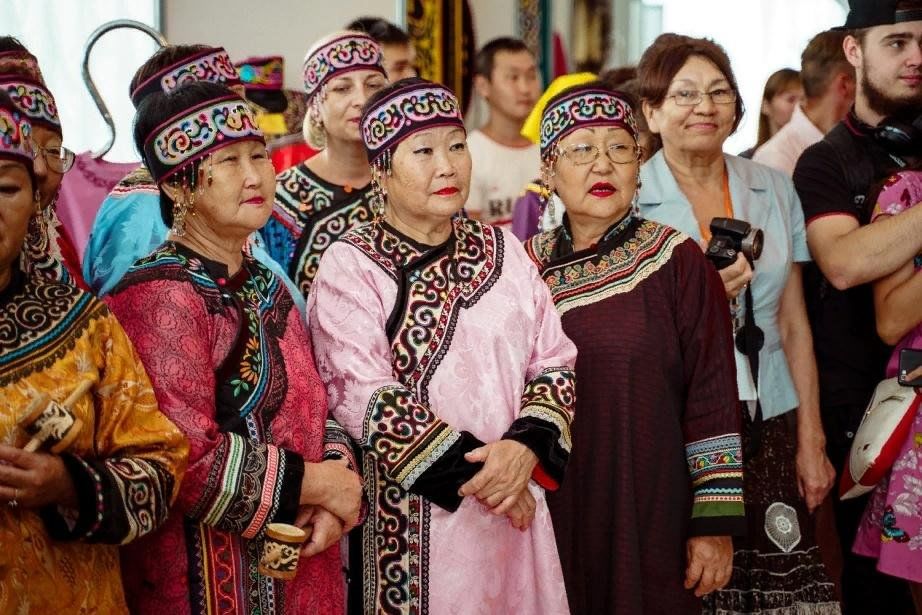 Коренные народы. 9 Августа Международный день коренных народов мира. Коренные народы мира. Народы Хабаровского края. Нации мира.