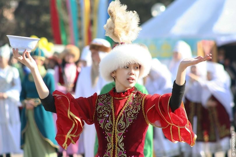 Национальные костюмы казахстана