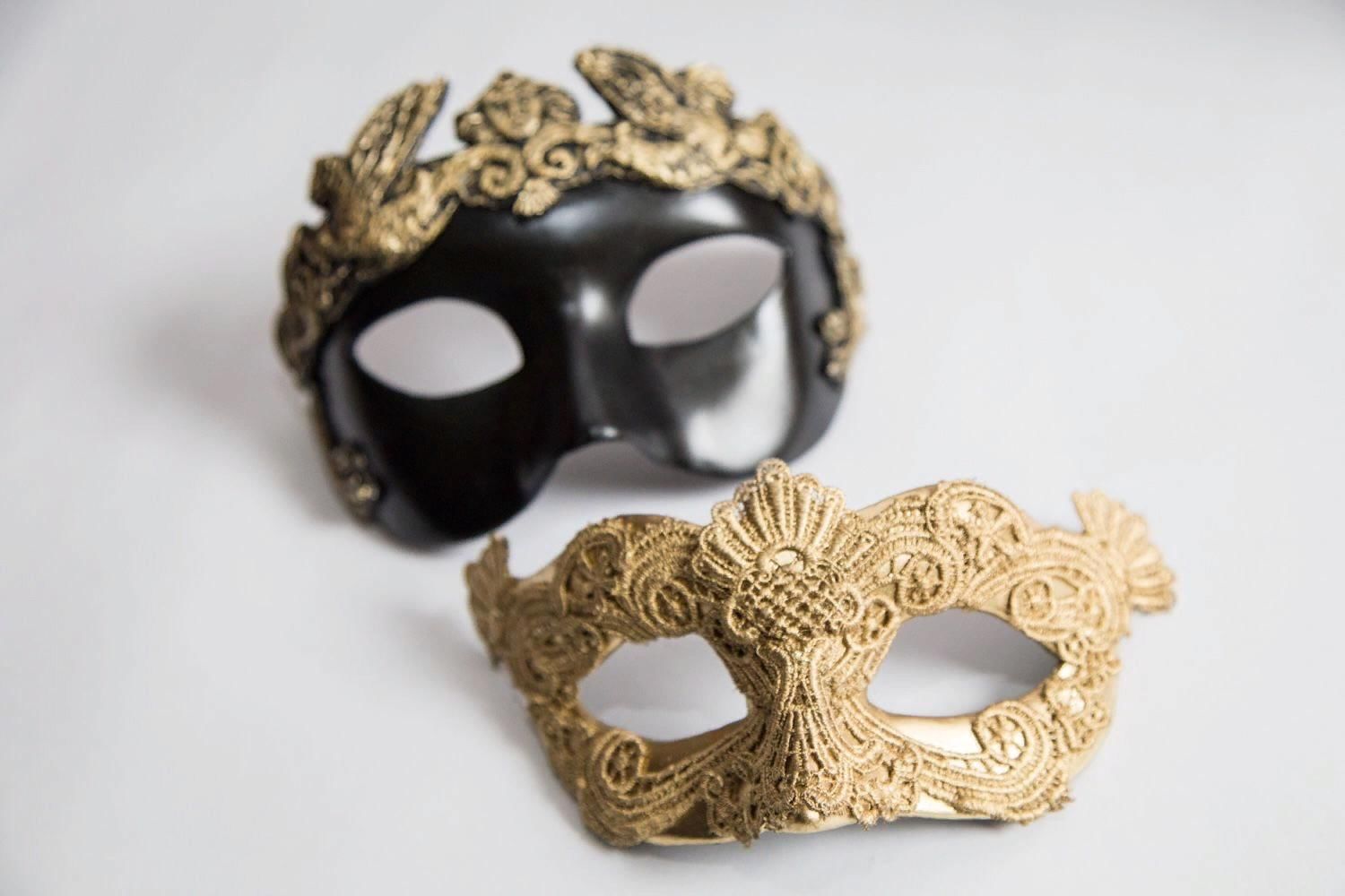 Купить маску россия. Карнавальная маска. Маскарадная маска для мальчика. Маска карнавальная черная. Маска карнавальная тканевая.