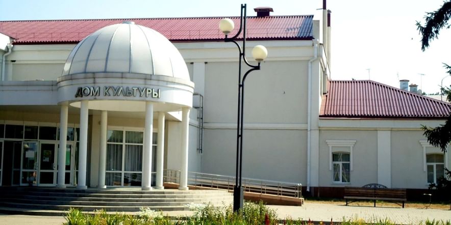 Основное изображение для учреждения Новотаволжанская сельская модельная библиотека