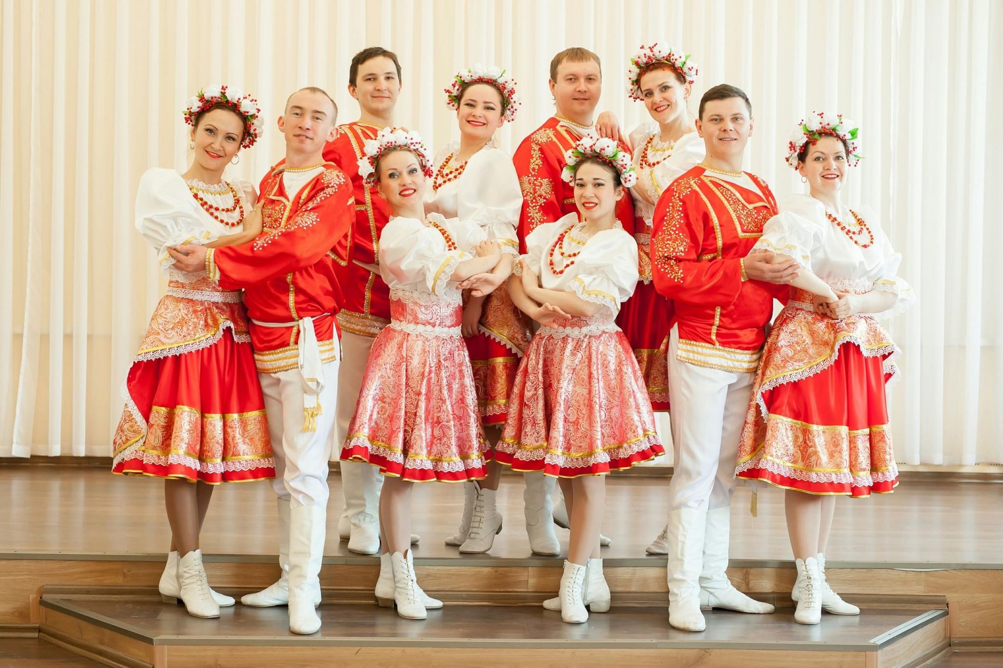 Ансамбль фото. Ансамбль забава Воткинский район. Народный ансамбль забава Воткинск. Забава ансамбль народной песни. Фольклорный ансамбль забава Москва.