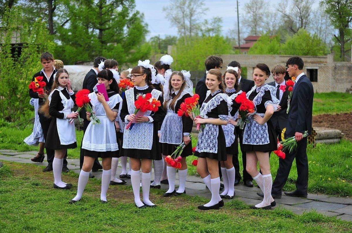 Четыре звонка в школе