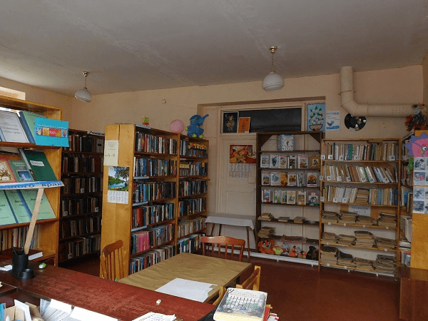 Library 43. Сельская библиотека. Библиотека Калуга. Библиотечная 43.