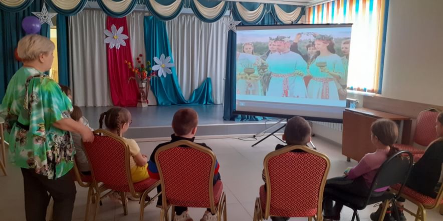 Основное изображение для события Познавательная программа «Люби и знай свой край родной»