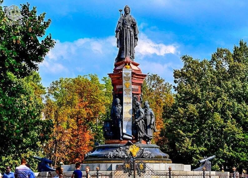 Памятники краснодара фото с описанием Достопримечательности. Памятник Екатерине II 2024, Старооскольский район - дата 