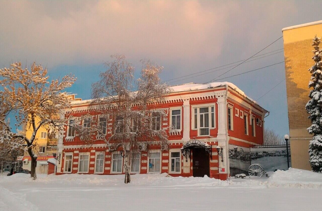 Урюпинский художественно-краеведческий музей — Урюпинск, пл. Ленина, д. 1.  Подробная информация о музее: расписание, фото, адрес и т. д. на  официальном сайте Культура.РФ