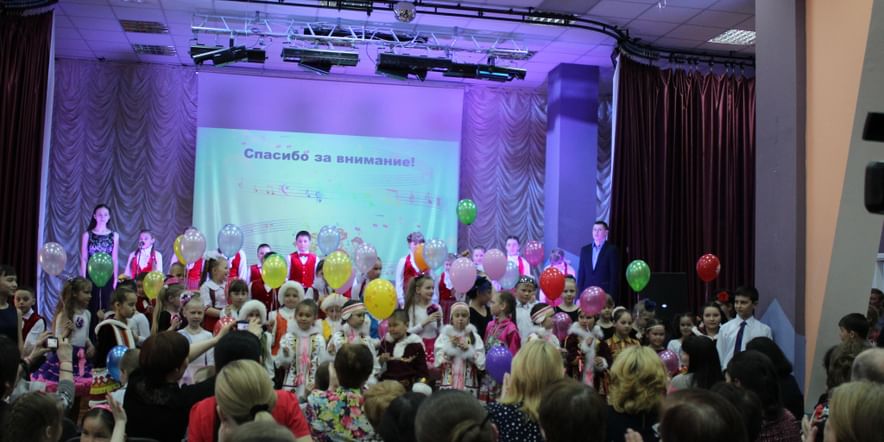 Основное изображение для учреждения Шурышкарская районная детская школа искусств