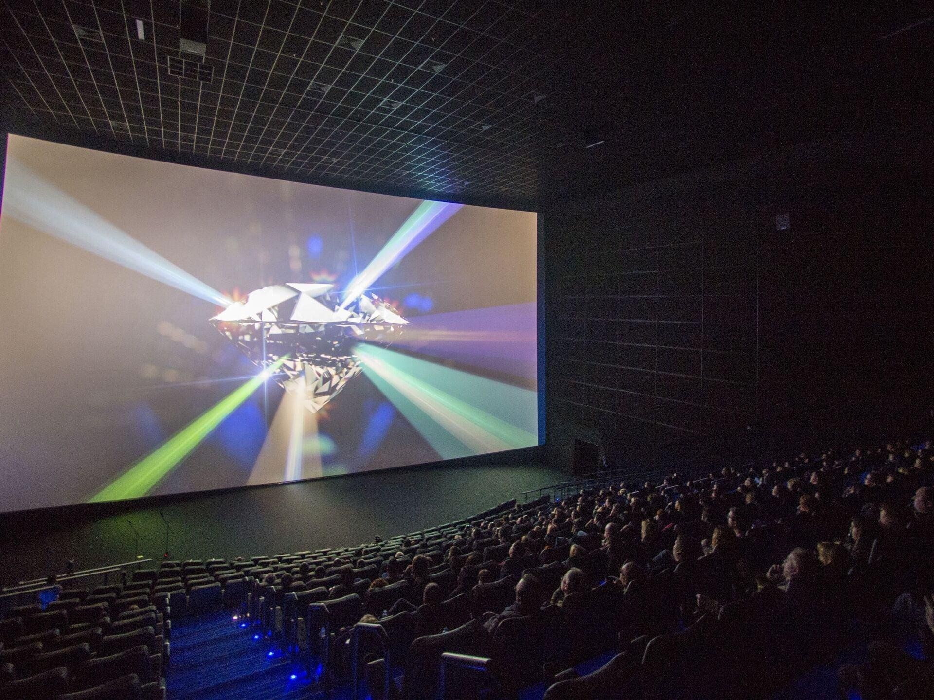 Кинозал 2023. Формула кино Океания IMAX. IMAX Laser Москва. IMAX Laser Океания. Лазер IMAX экран Москва.