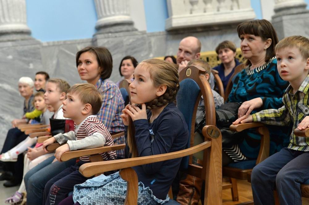 Сейчас слушают сегодня