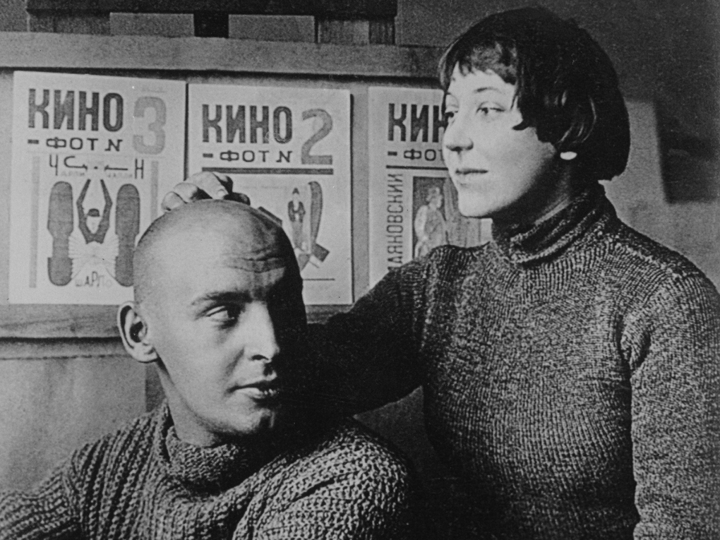 Варвара Степанова и Александр Родченко. 1923. Фотография: Александр Родченко / ТАСС