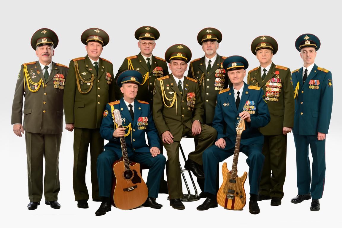 Офицер вс рф. Старшие офицеры запаса. Военный с погонами. Награждение военных. Старшие офицеры запаса.