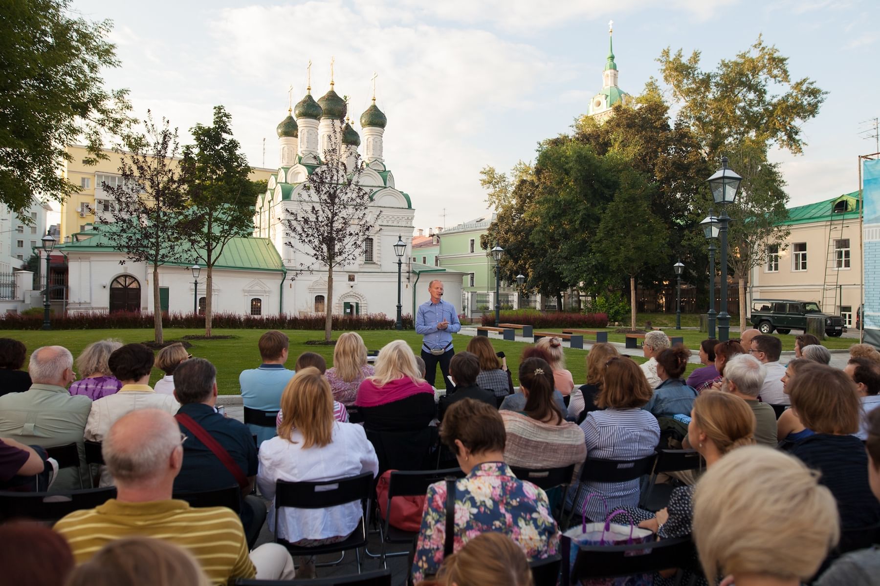 Завтра в москве куда. Музей Москвы лекторий. Уличный лекторий. Уличный лекторий проект. Музей Москвы лекторий фото.