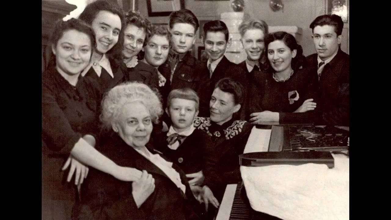 Елена фабиановна гнесина биография личная жизнь Виртуальный тур по музею-квартире Е.Ф. Гнесиной для учащихся фортепианного отдел