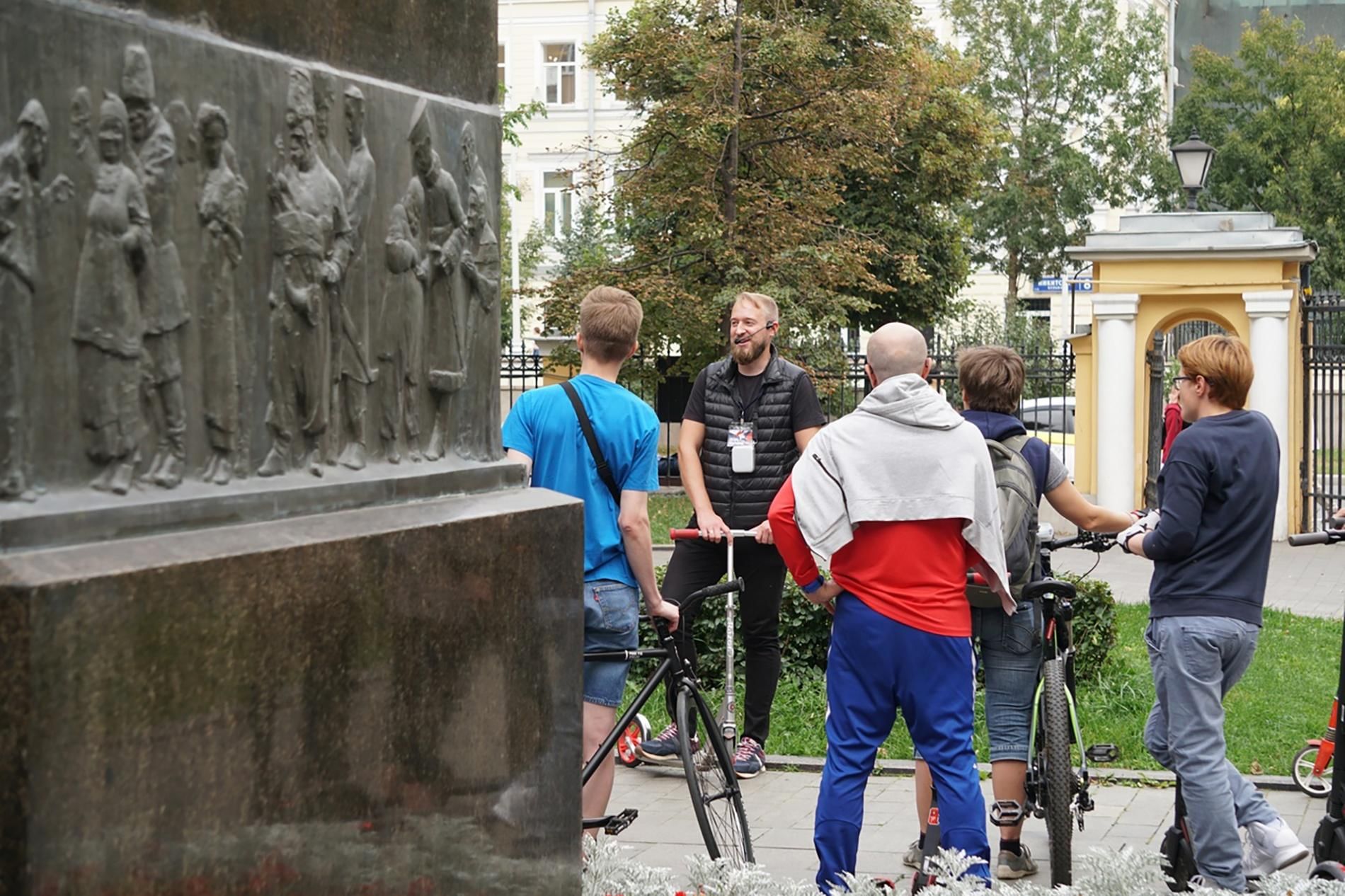 1 2 экскурсии. Москва прогулка. Экскурсия. Москва экскурсии. Мероприятия в Москве.