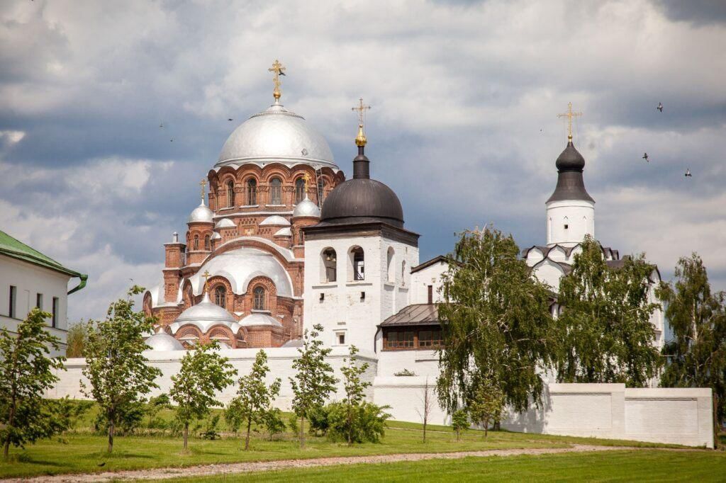 Храмы свияжска с фото и описанием