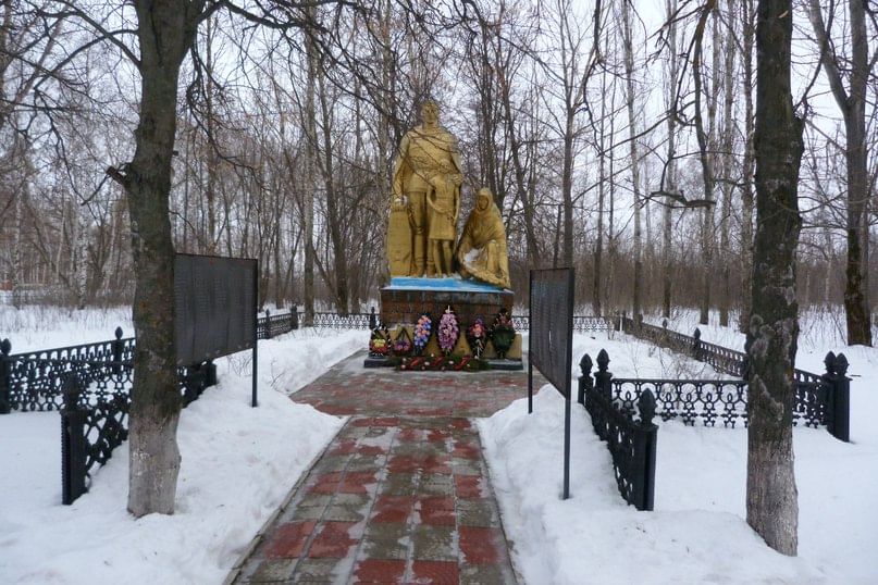 Волово липецкая область. Липецкая область Воловский район село ожога. Липецкая область Воловский район с.Волово. Достопримечательности Волово Липецкой области. Памятники в Волово Липецкой области.