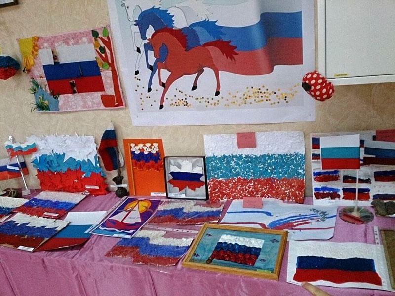 Аппликации ко дню российского флага (45 фото)