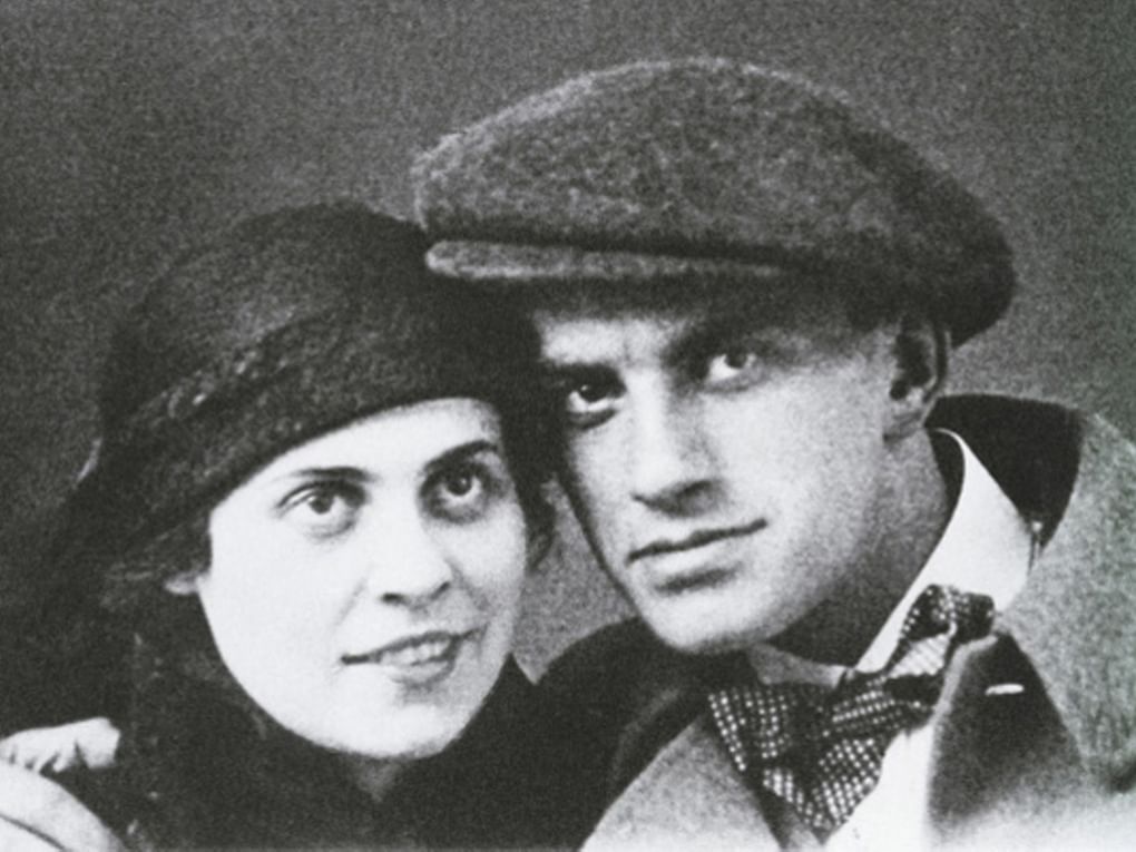 Владимир Маяковский и Лиля Брик. Фотография: mayakovskij.ru