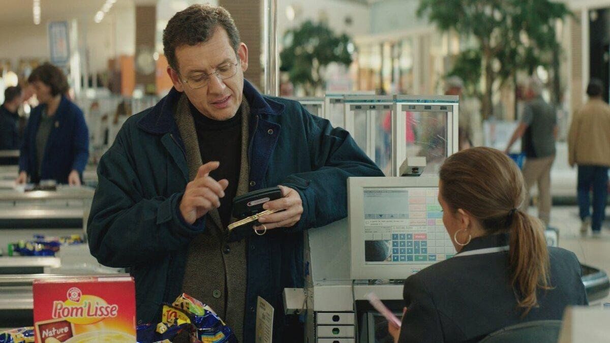 Жмот французская комедия. Жмот французская комедия. Жадина французская комедия. Дэни бун жмот. Жмот 2.