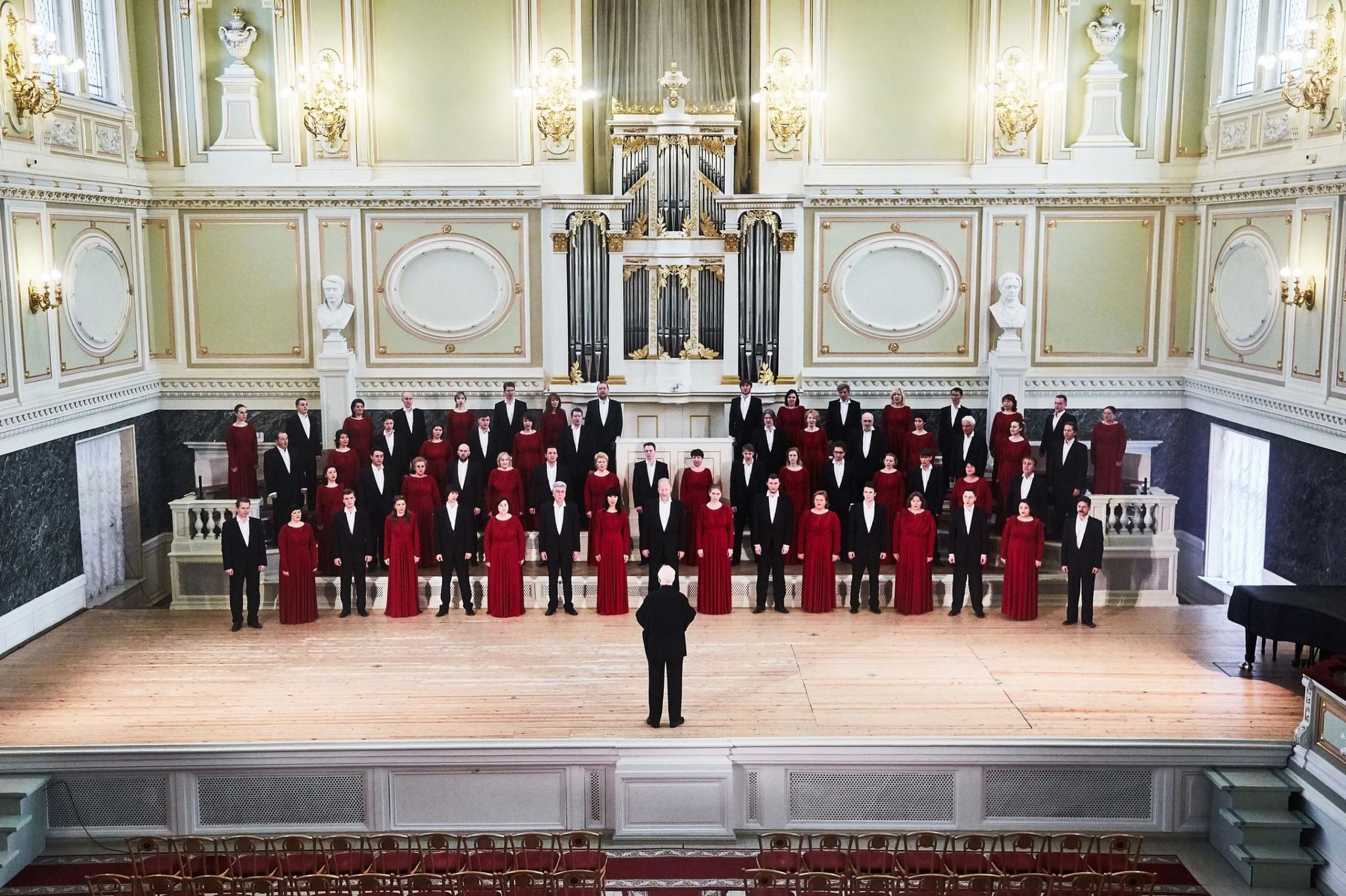 Концерты капеллы спб. Хор государственной Академической капеллы Санкт-Петербурга. Камерный зал капеллы СПБ. Сцена филармонии. Схема Академической капеллы.