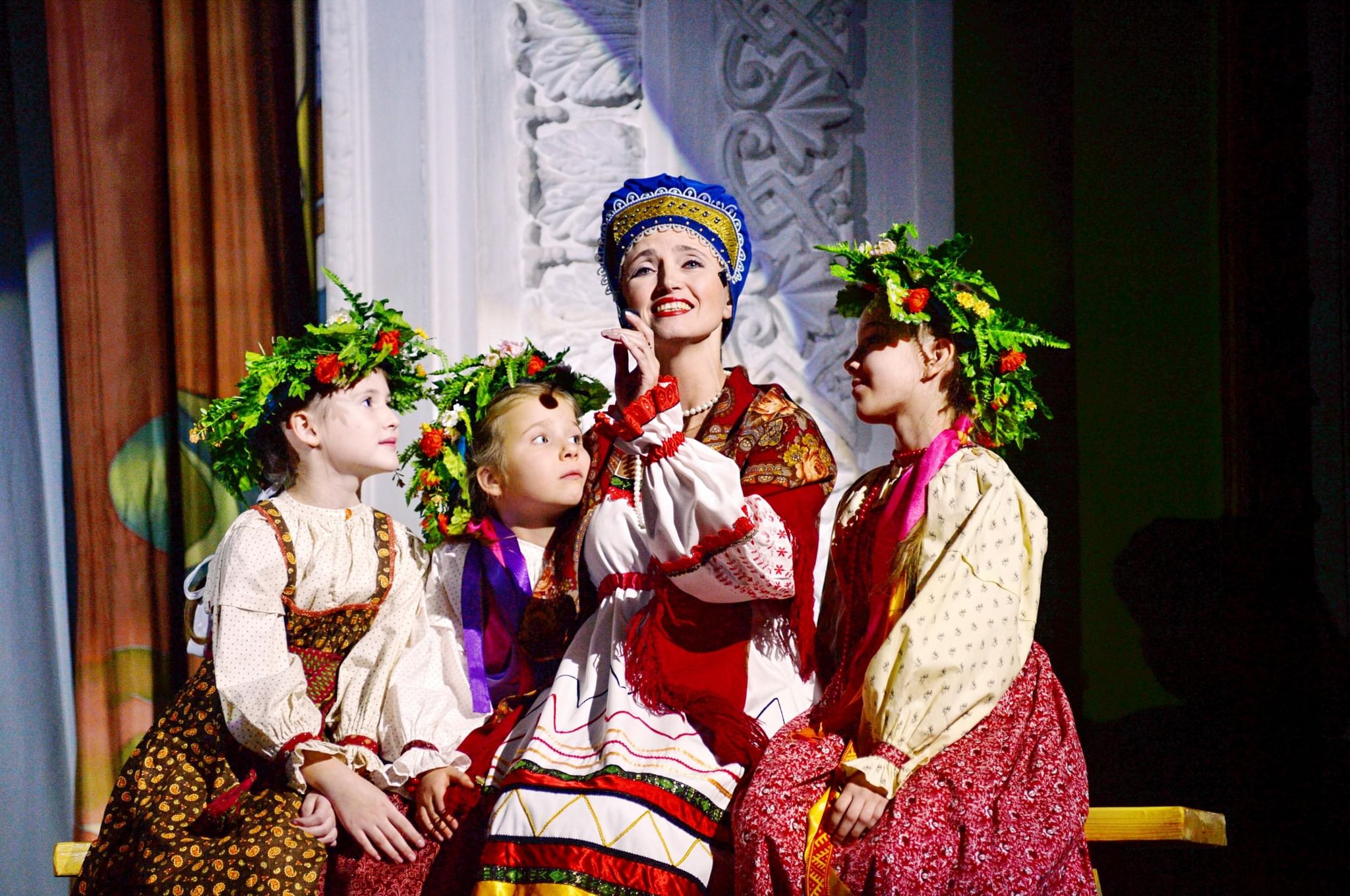 Дк красноярского края. Музыкальная культура Красноярского края. Спектакль Вера Надежда любовь. Белгород ансамбль сестрицы. Вера Надежда любовь спектакль Ульяновск.