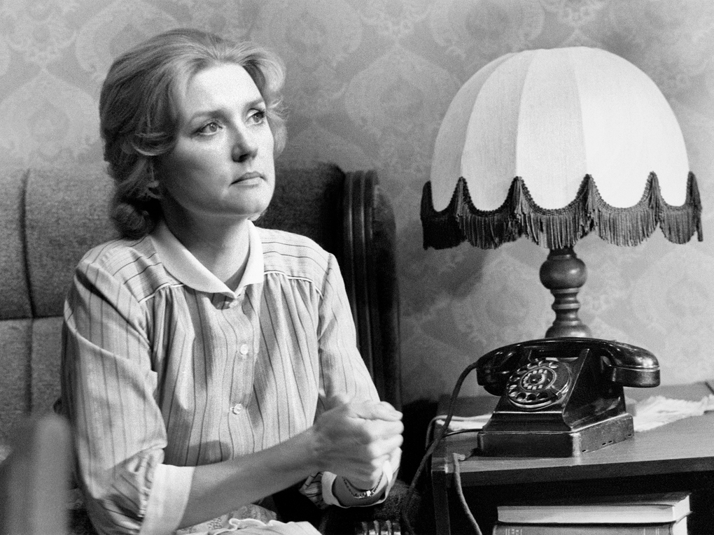 Актриса Вера Алентова на съемках художественного фильма Юлия Райзмана «Время желаний». Фотография: Николай Малышев / ТАСС