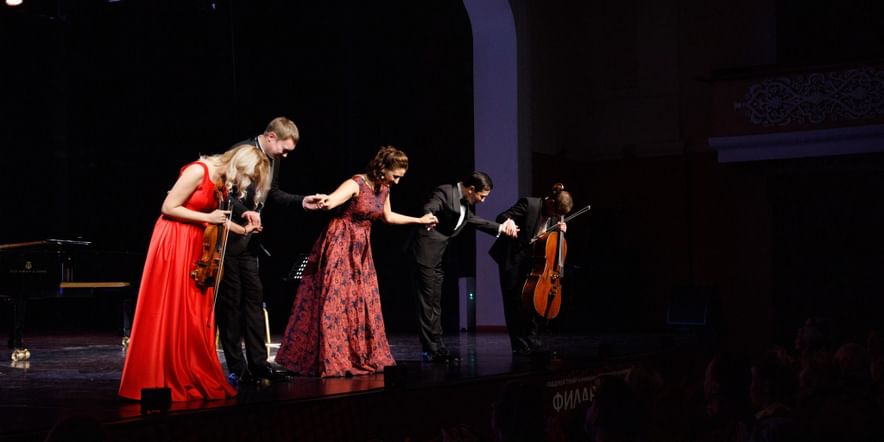 Основное изображение для события Концерт «100 арий и романсов П.И. Чайковского»