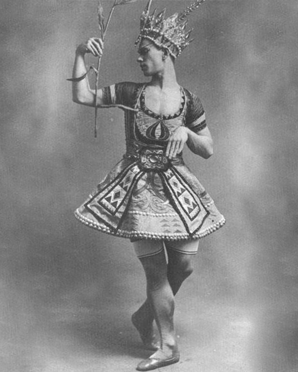 Вацлав Нижинский в роли Синего бога в сцене балета «Синий бог». 1910-е годы. Фотография: Санкт-Петербургский государственный музей театрального и музыкального искусства¸ Санкт-Петербург
