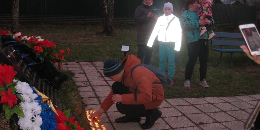 Основное изображение для события «Памяти негаснущей свеча»-вечерняя акция