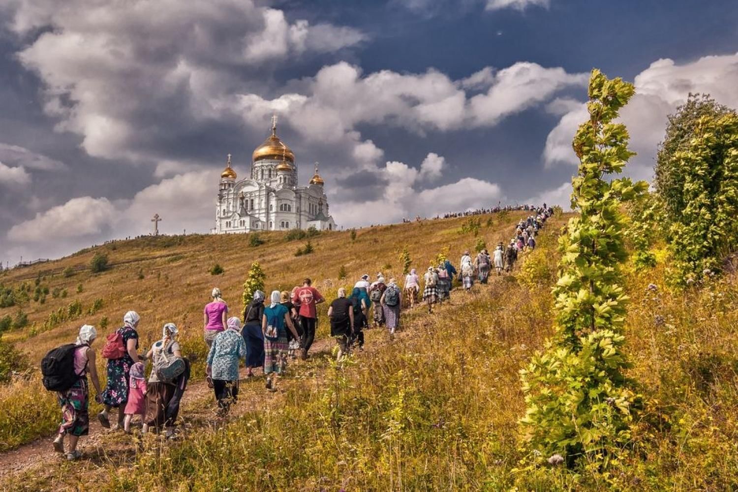 Половничество. Белогорский монастырь Пермский край. Паломничество по святым местам России. Белогорский крестный ход 2023.